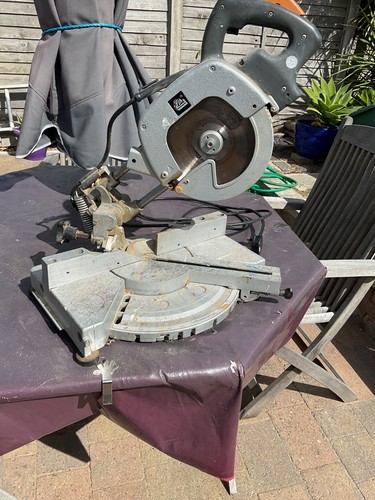 Elu ps174 250 - 250, saw