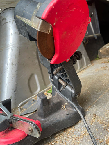 Corded electric chainsaw - corded,